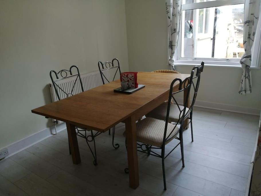 Seaside 2 Bed Terraced House With Garden Villa Hastings Exterior photo