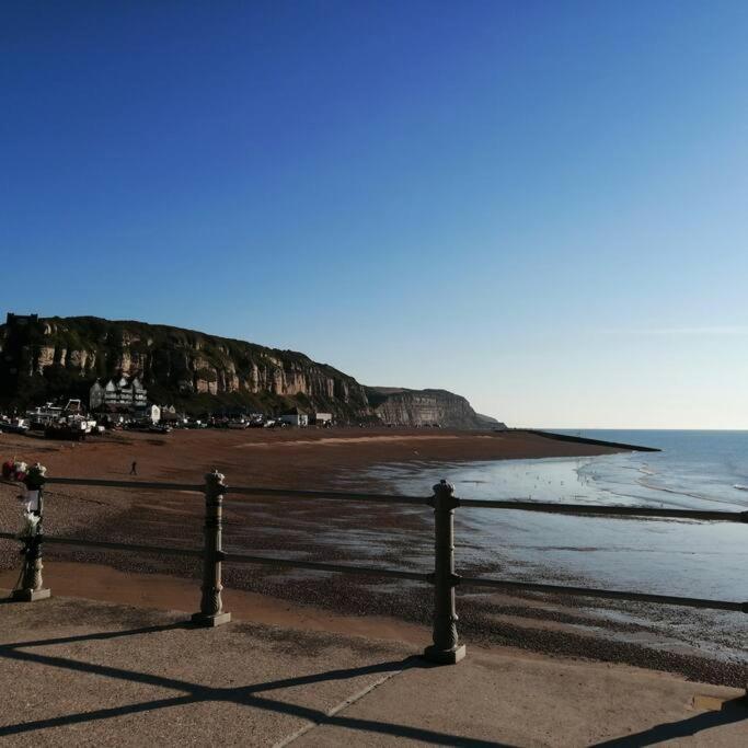 Seaside 2 Bed Terraced House With Garden Villa Hastings Exterior photo